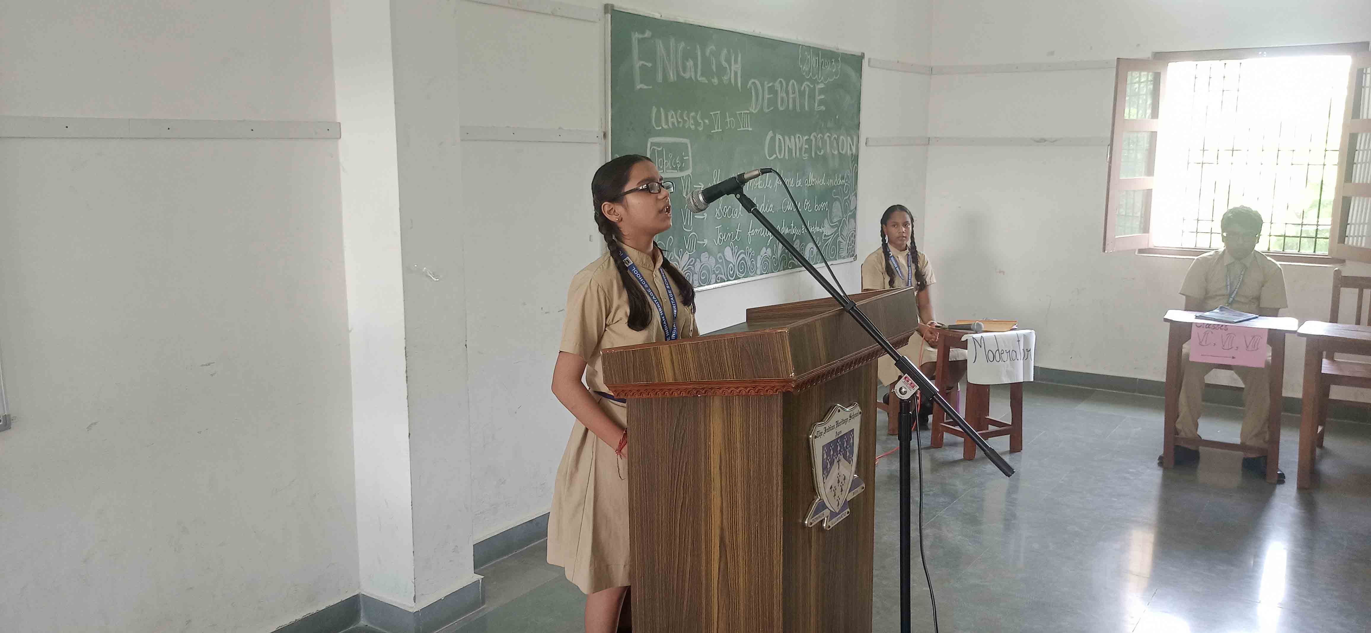 English Debate Competition